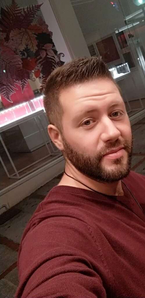 Νηστικάκης Γιάννης