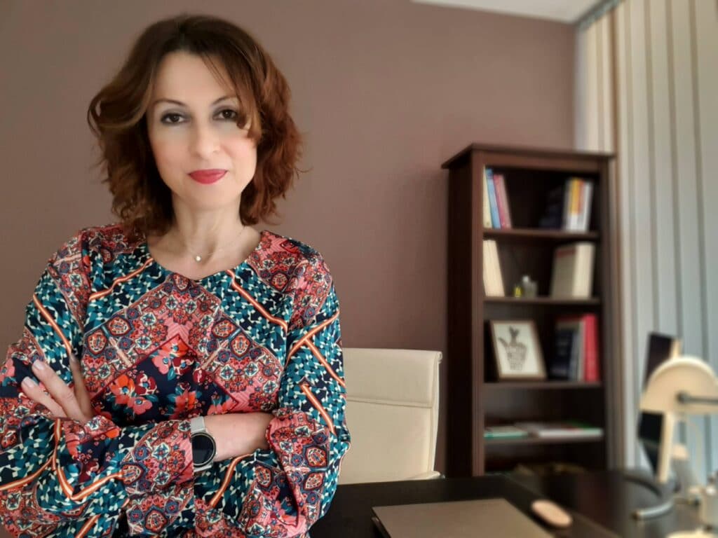 Έλενα Μακρή